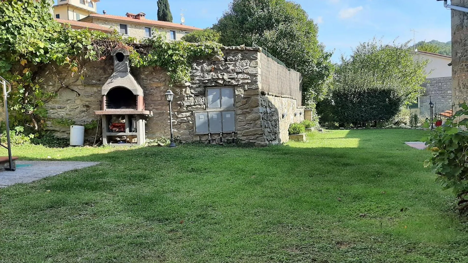 Borgocasalino La Corte Pratovecchio 0*,  Italy